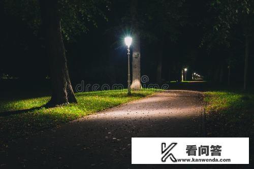 学校可以谈恋爱吗？