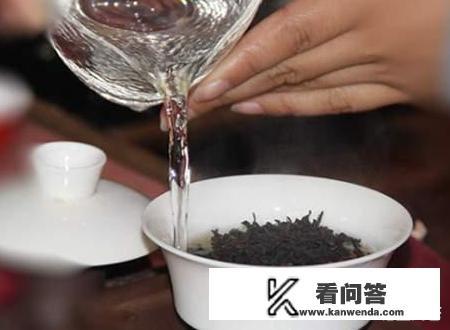 什么是滇红茶？