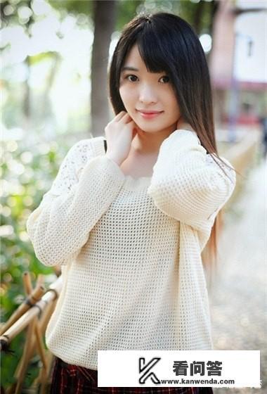 当然是央美啦,央美在世界上是有排位的,世界设计排名前10,这是可以查到的,而清美世界排名至少30开外? 当然是央美啦,央美在世界上是有排位的,世界设计排名前10,这是可以查到的,而清美世界排名至少30开外?