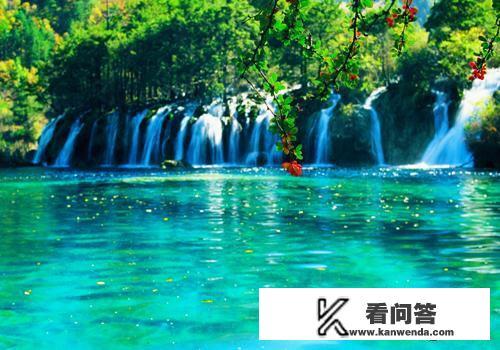 九寨沟风景图片及介绍? 九寨沟风景图片及介绍?